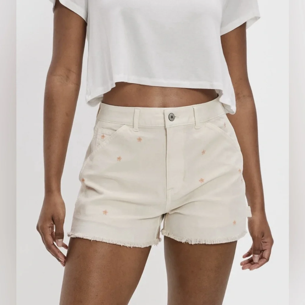 American Eagle women highest rise 90s boyfriend shorts size L